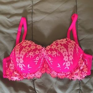 32 E DD Victoria’s Secret push up Bra Pink Lace Dream Angels Lined Demi